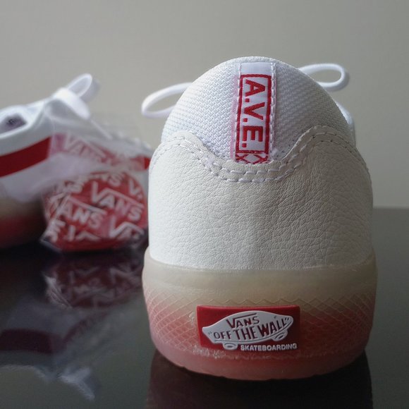 Vans Men's Ave Sport Leather / Mesh Low Top Sneaker in Cool Looking - Picture 8 of 13